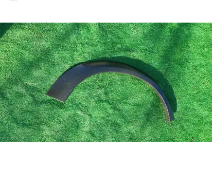 Volvo XC70 Rear arch trim 31283105