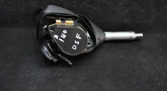Mercedes-Benz A W168 Front seatbelt 0560838801