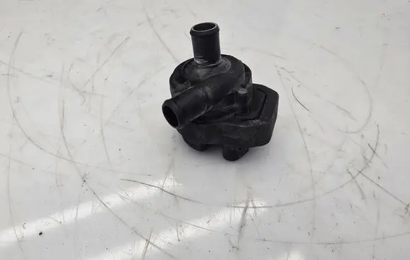 Volkswagen Crafter Electric auxiliary coolant/water pump A2118350028