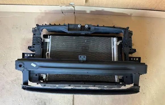 Volkswagen Tiguan Radiator support slam panel