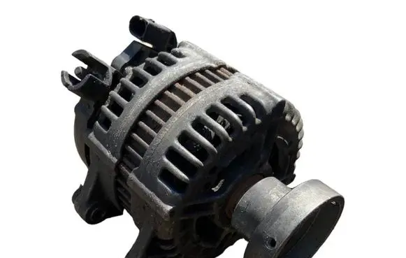 Ford Focus Generator/alternator 012161008