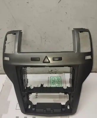 Opel Zafira B Panel trim 13100105