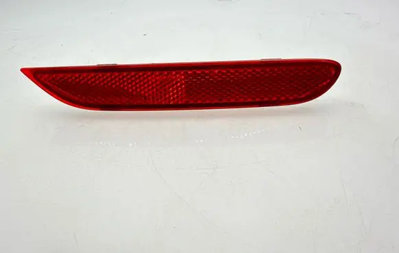 Nissan Juke II F16 Rear tail light reflector 18165