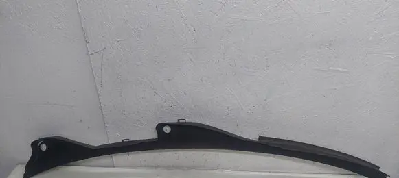 Audi A4 S4 B8 8K Wiper trim 8K1819403