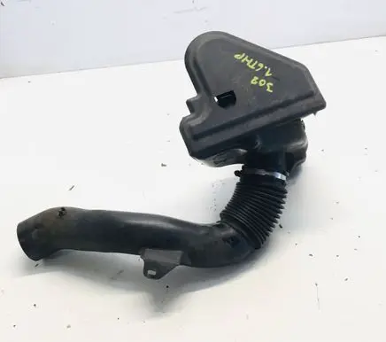 Peugeot 308 Intake resonator 