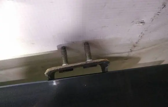 Volvo V50 Tailgate/trunk/boot hinge
