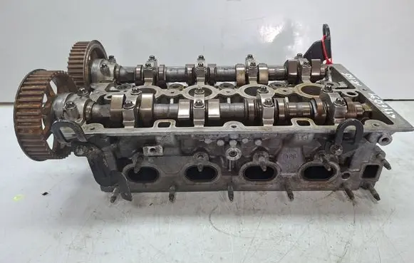 Opel Astra H Engine head S27658065 24461591