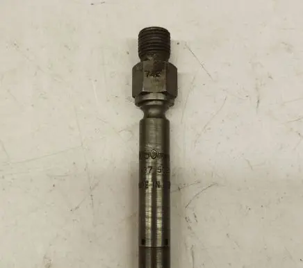 Mercedes-Benz SL R107 Fuel injector 0437502035