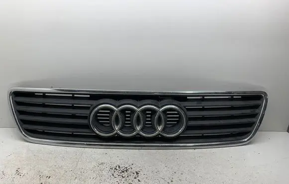 Audi A6 S6 C4 4A Front grill