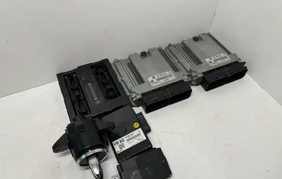 Engine ECU kit and lock set