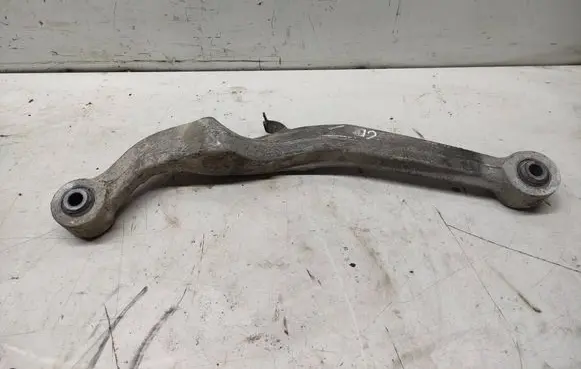 Nissan Qashqai Rear control arm