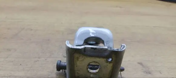 Peugeot 508 Front door upper hinge