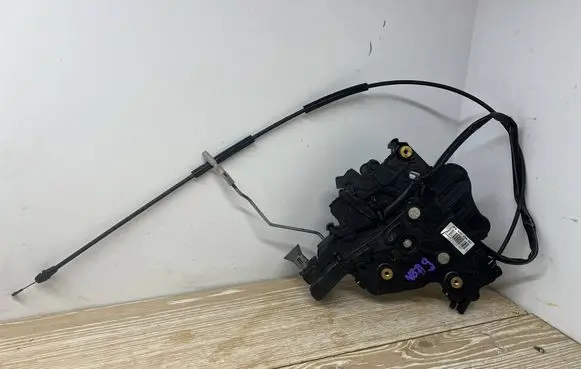 Volkswagen Transporter - Caravelle T6 Sliding door lock 7E0843654BQ