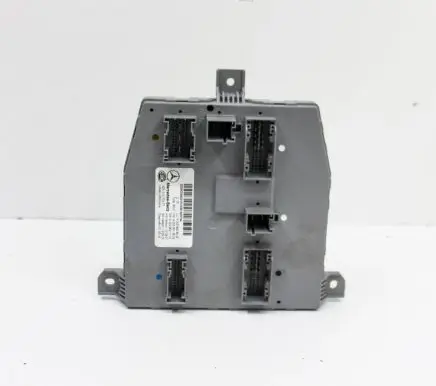 Mercedes-Benz C W205 Central body control module A2059006822