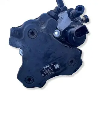 Mercedes-Benz A W169 Fuel injection high pressure pump A6400700701 6400700701