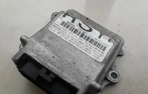 Chrysler Voyager Airbag control unit/module 04686602AG 0285001344