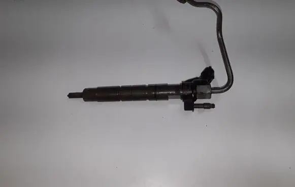 Fuel injector