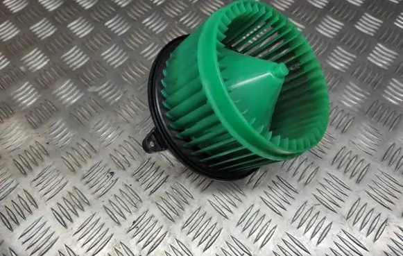 Opel Insignia A Heater fan/blower 5242673301 A082290259 A0822902593