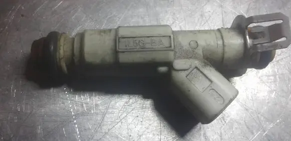 Ford Focus C-MAX Fuel injector 0280156155 1L5GBA