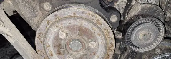 Peugeot 207 Crankshaft pulley 