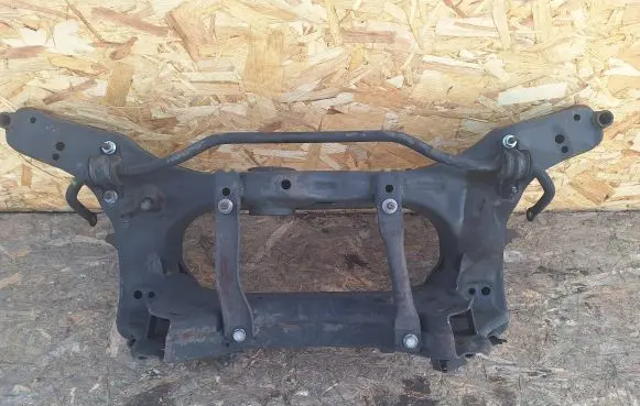 Nissan X-Trail T32 Front subframe
