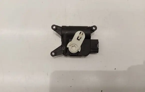 Audi A3 S3 8P Air flap motor/actuator 0132801340 983384KF 1K1907511C