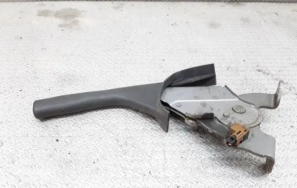 Handbrake/parking brake lever assembly