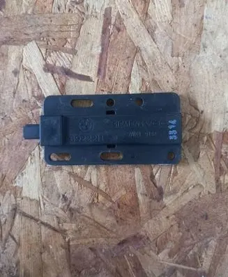 BMW 3 E92 E93 Keyless (KESSY) go control unit/module 6922211
