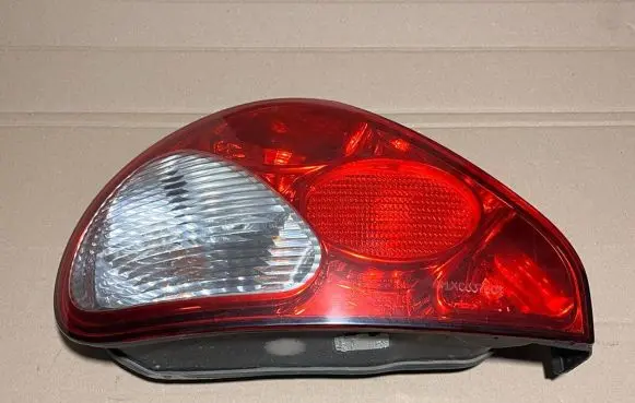 Jaguar X-Type Rear/tail lights 890217