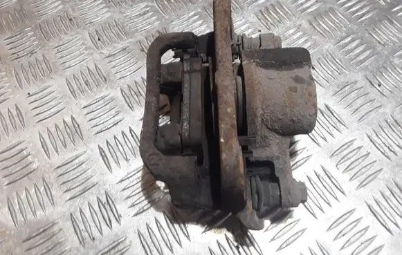 Toyota Avensis Verso Rear brake caliper