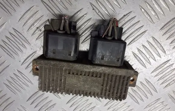 Renault Espace IV Coolant fan relay 