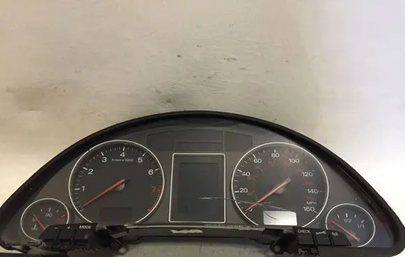 Audi A4 S4 B6 8E 8H Speedometer (instrument cluster) 8E0920950D