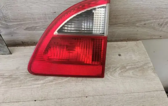 Ford Galaxy Tailgate rear/tail lights