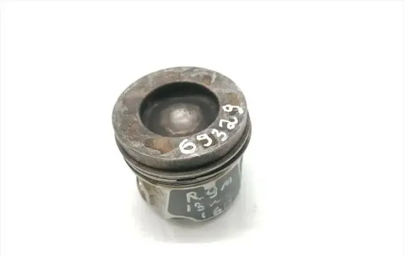 Piston
