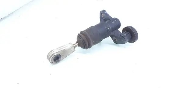 Audi A4 S4 B5 8D Clutch master cylinder 8E1721401G