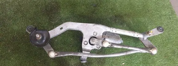 Toyota Auris E180 Front wiper linkage and motor 8511002340