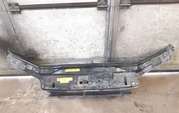 Top upper radiator support slam panel
