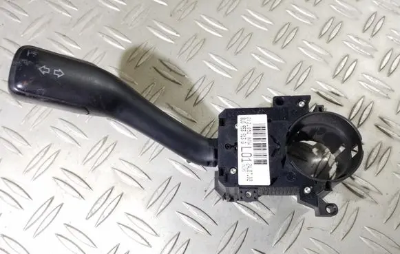 Volkswagen PASSAT B5.5 Indicator stalk 8L0953513G