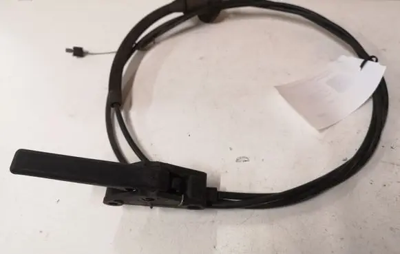 Peugeot 407 Engine bonnet (hood) release handle