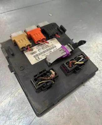 Audi A6 S6 C6 4F Comfort/convenience module 4F0907279 4F0910279 F005V00384