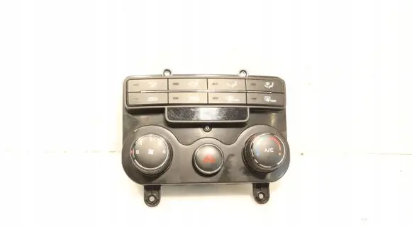 Hyundai i30 Interior fan control switch JD0011249