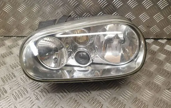 Volkswagen Golf IV Headlight/headlamp 1J1941018