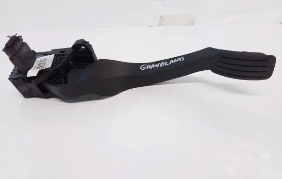 Opel Grandland X Accelerator throttle pedal 9843676480 6048900 86CT87