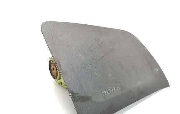 Mazda Premacy Passenger airbag