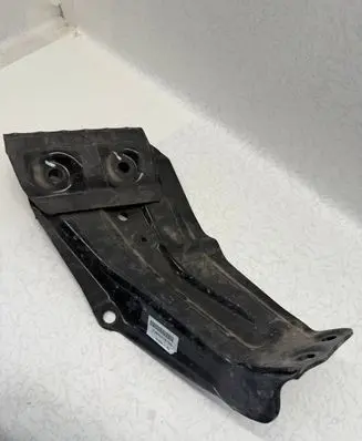 BMW 2 F22 F23 Other engine bay part 7385818 738581806