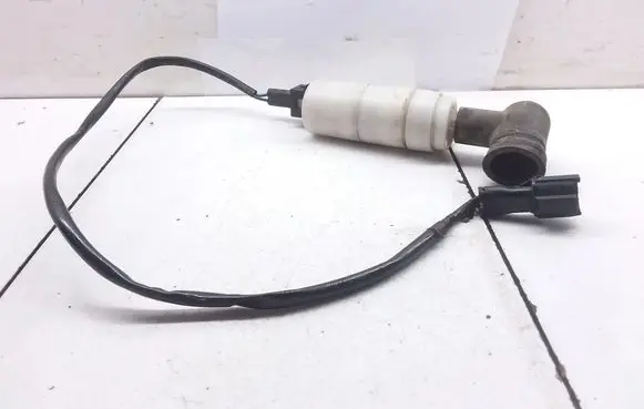 KIA Sorento Windscreen/windshield washer pump 
