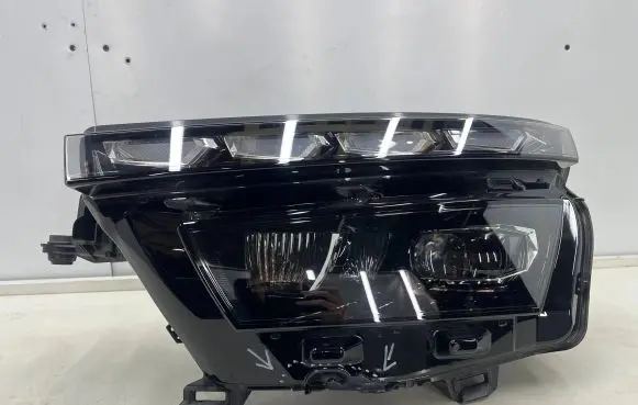 Skoda Kamiq Headlight/headlamp 658941015d