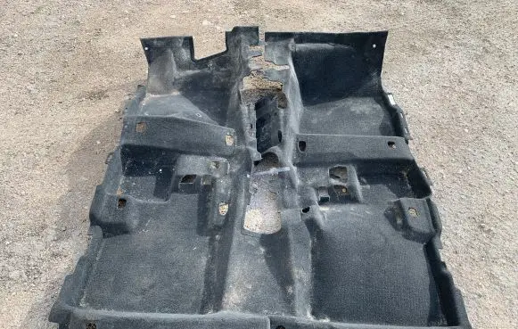 Mitsubishi Outlander IV Interior carpet 7270B566XA