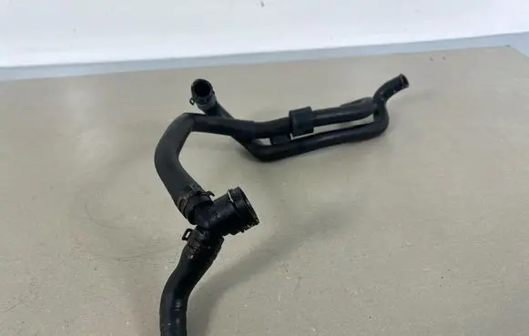 Audi Q3 8U Engine coolant pipe/hose 5Q0122291 3C0122291AB