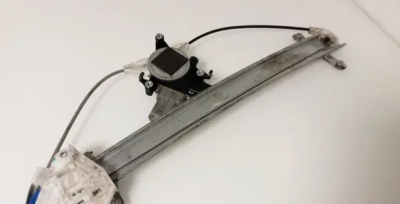 Subaru Outback Front door window regulator with motor 1060812